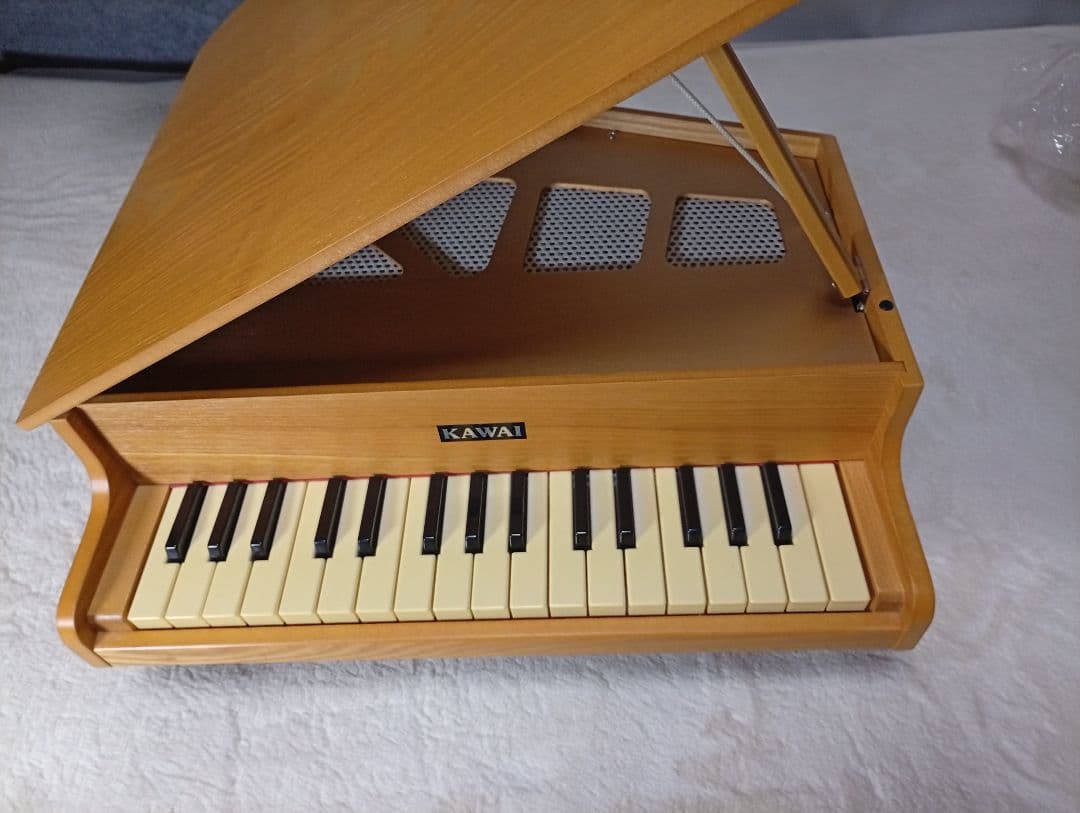 KAWAI グランドピアノ　木目 　ナチュラルウッド　箱付