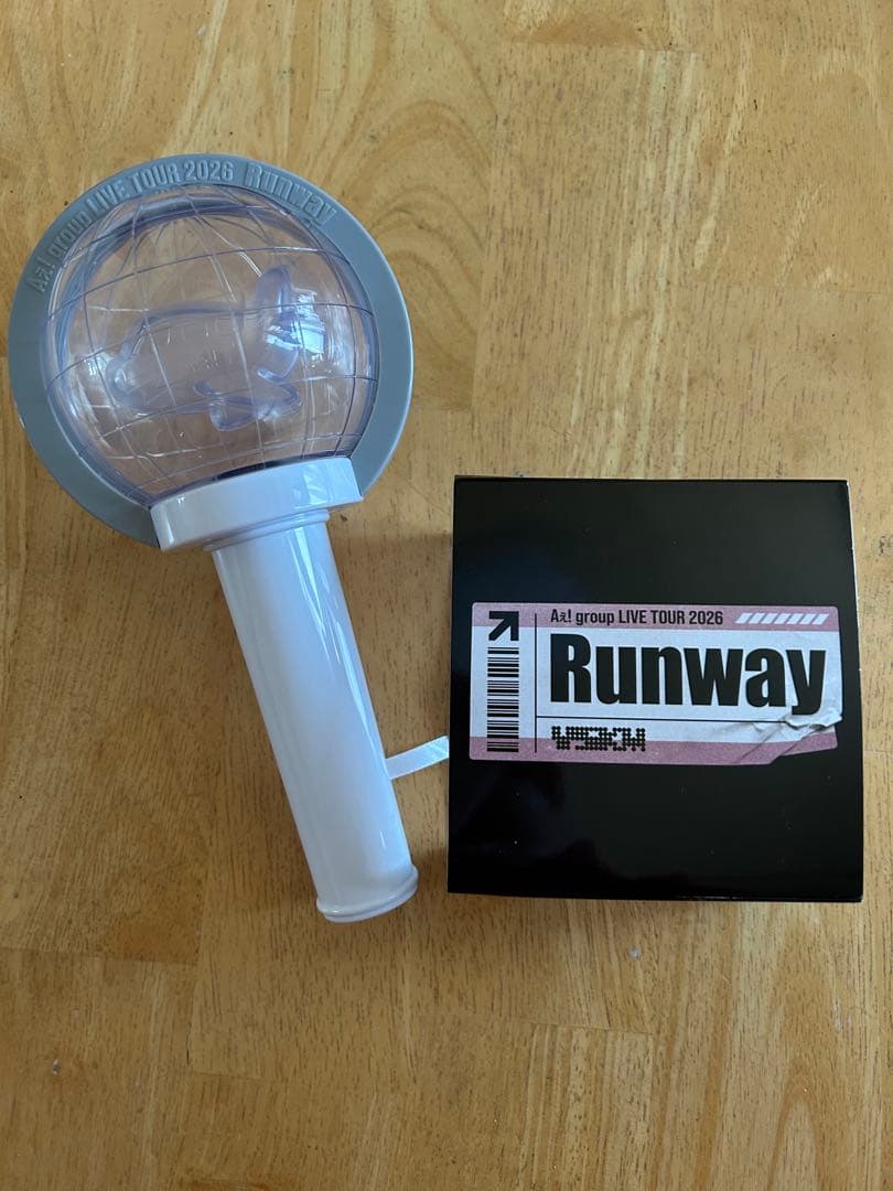 Aぇ！group Runway Tシャツ　ペンライトセット