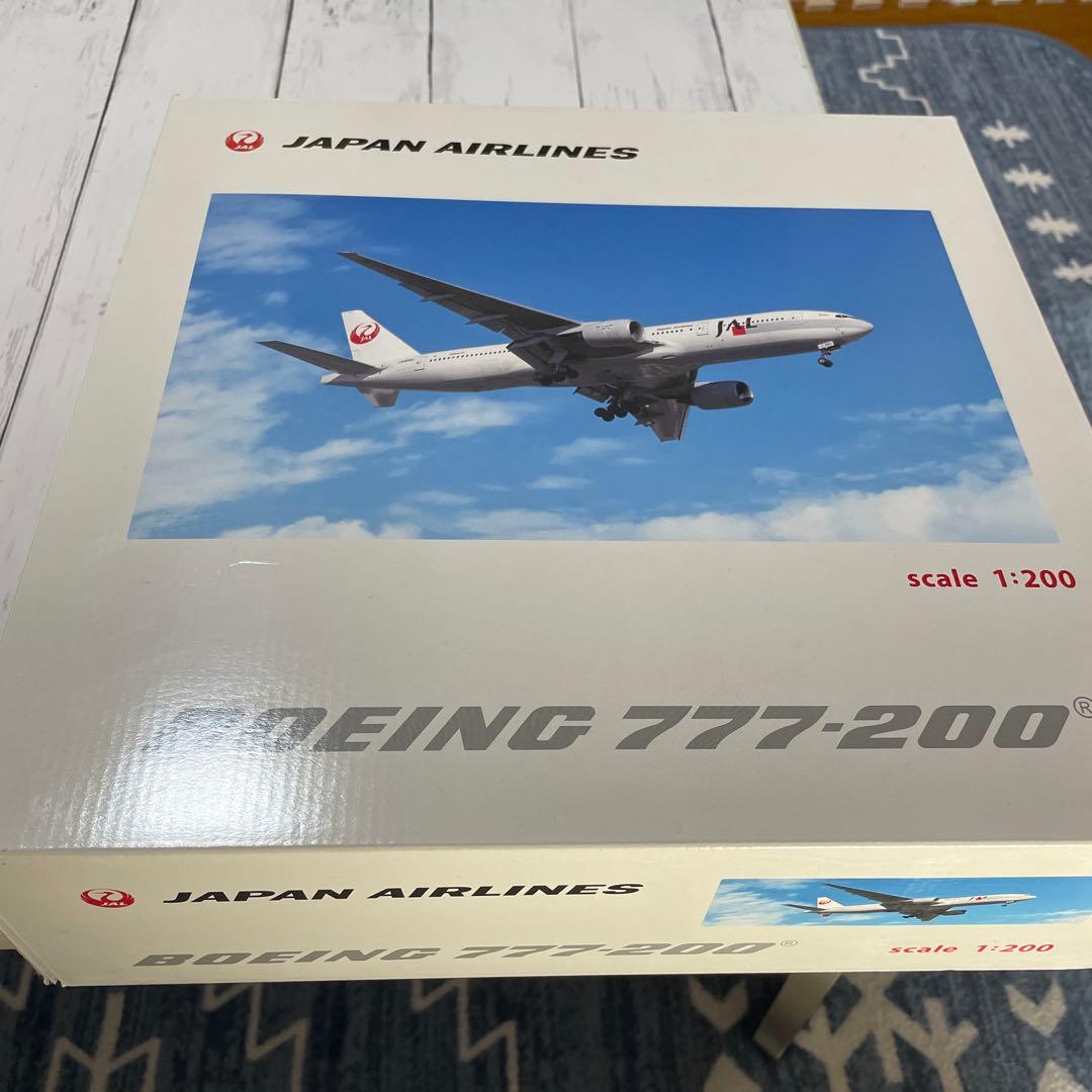 レアJAPAN AIRLINES Boeing 777-200 1:200