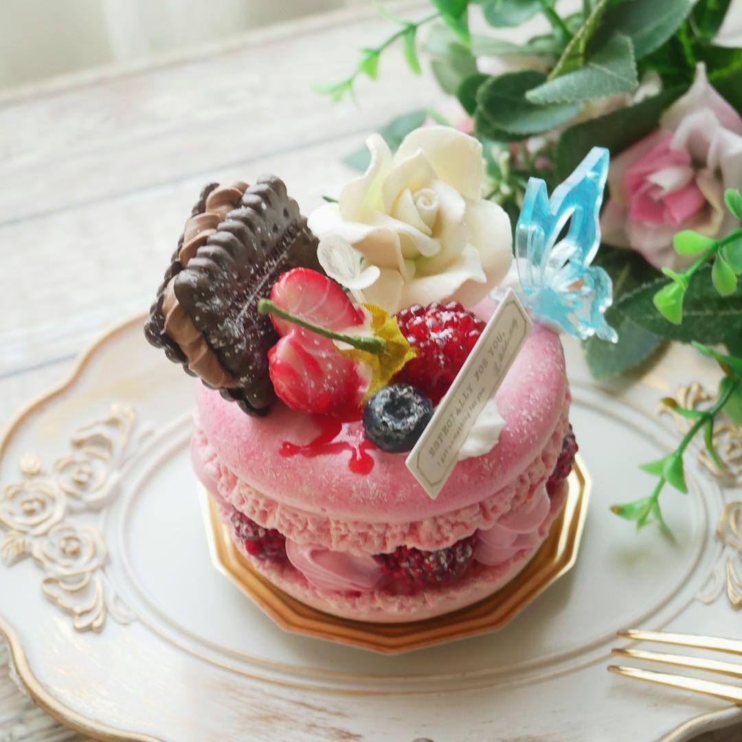 ◆フェイクスイーツ◆ホワイトローズ＆ベリーの♡マカロン＊リスケーキ◆リアルサイズ