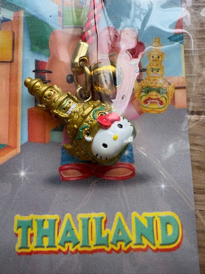 ハローキティ キーホルダー タイ製　値段交渉応じます