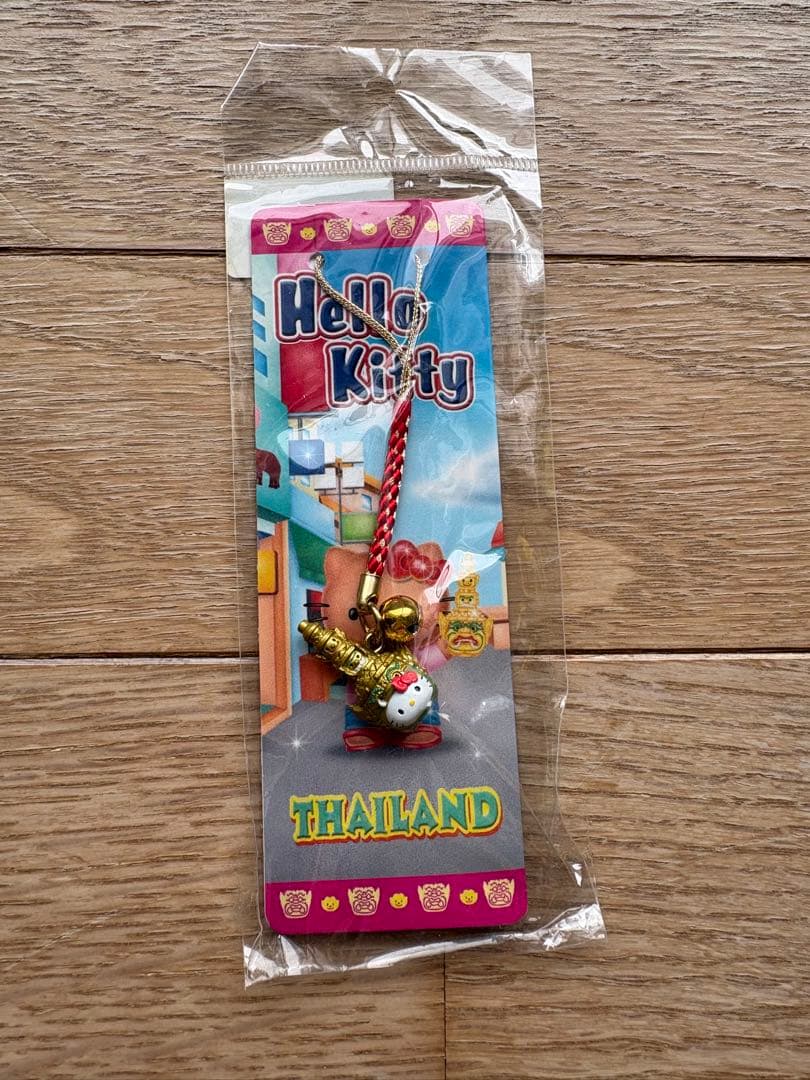 ハローキティ キーホルダー タイ製　値段交渉応じます
