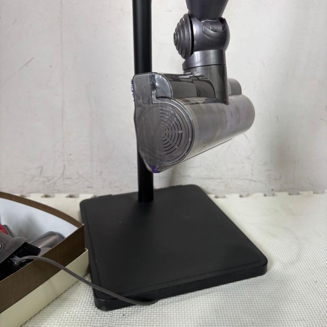 ダイソン　SV12 スティッククリーナー スタンド付き