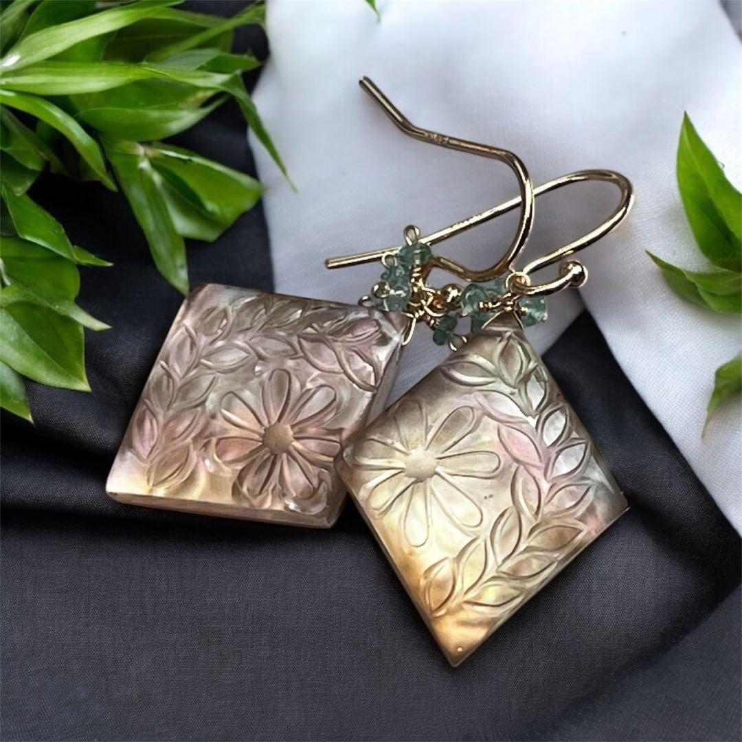 ブラウンマザオパ×水晶のタブレットピアス