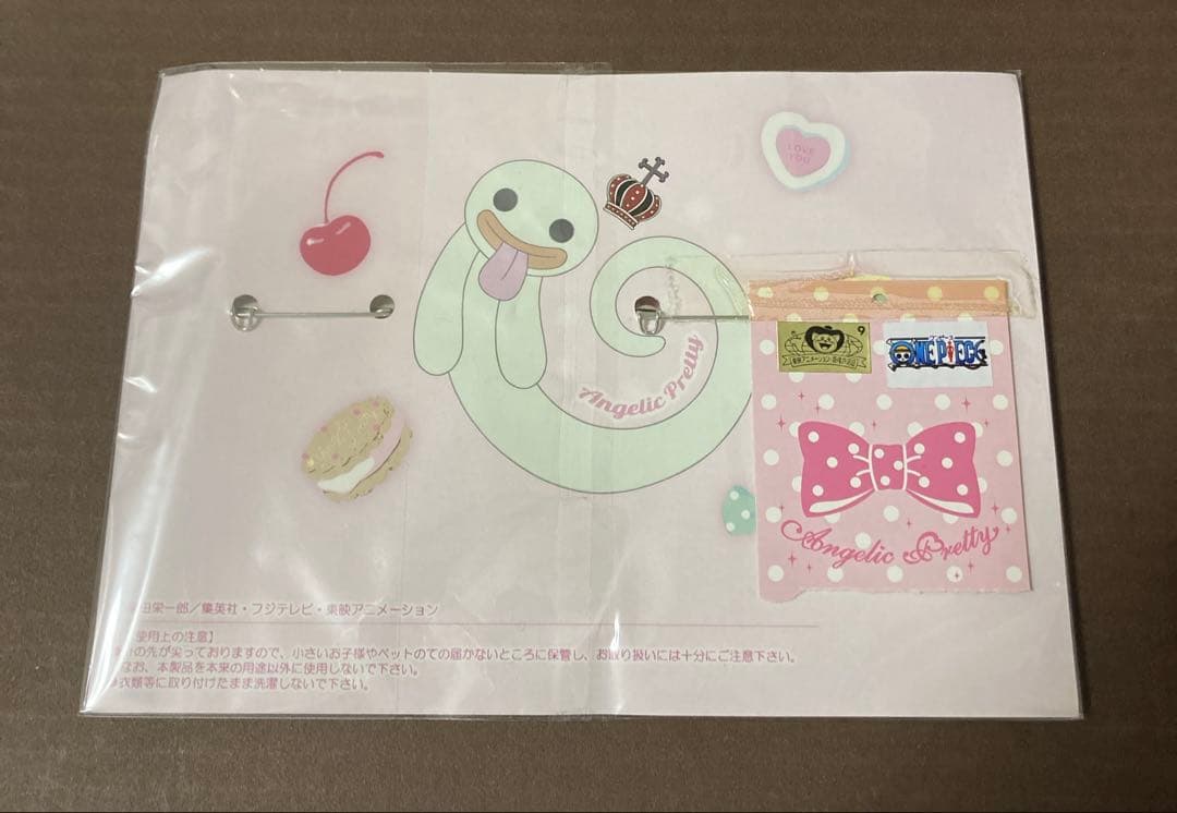 ONE PIECE ワンピース ペローナ ホロホロゴースト 缶バッジセット 限定