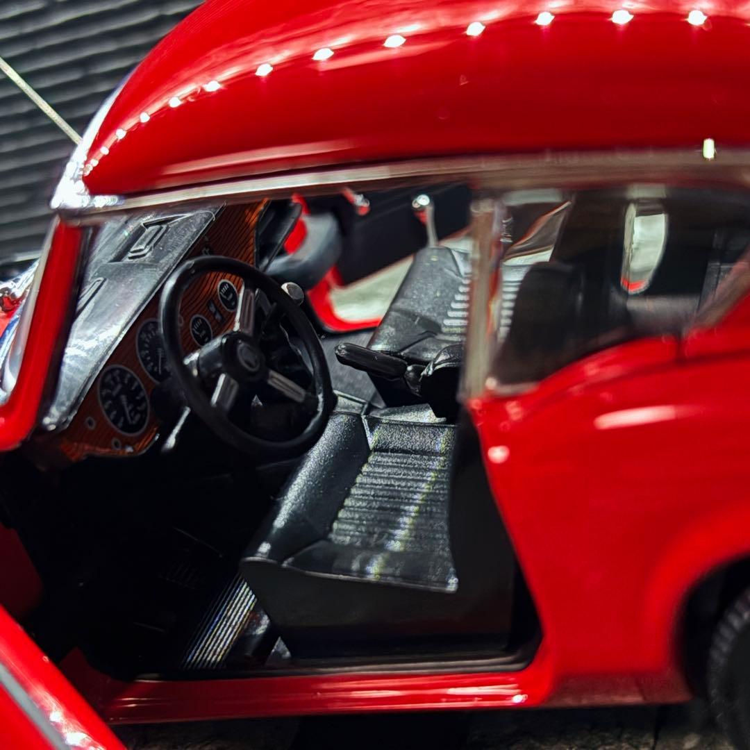 ワンオフカスタム 1/18 SunStar トライアンフ GT6 MK3