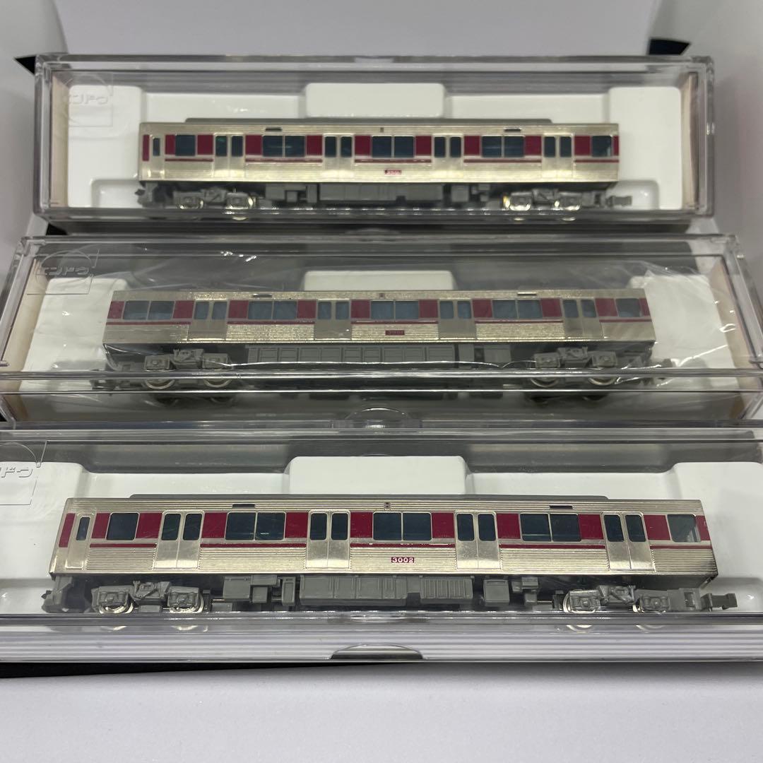 エンドウ　近鉄3000系ステンレスカ-３両ヘッドライト点灯[金属製美品]