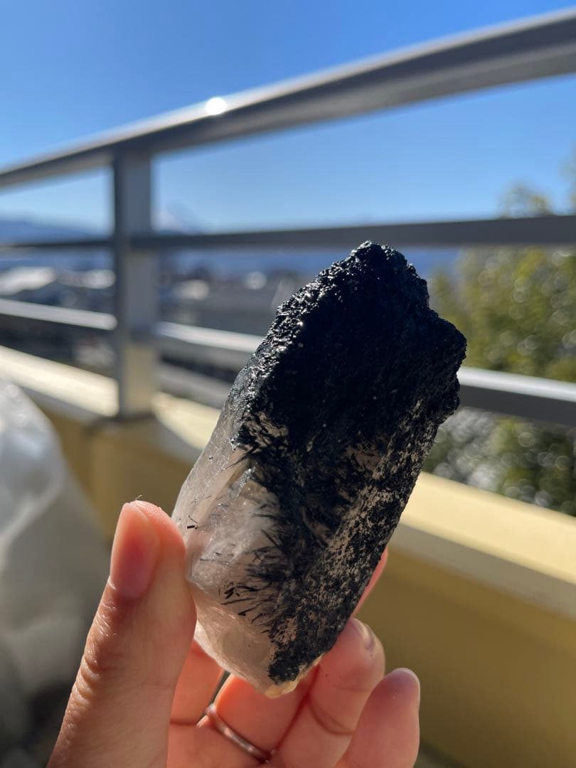 大きめ4点＋小さめ点石おまけ スモーキークォーツ＆トルマリン共生結晶