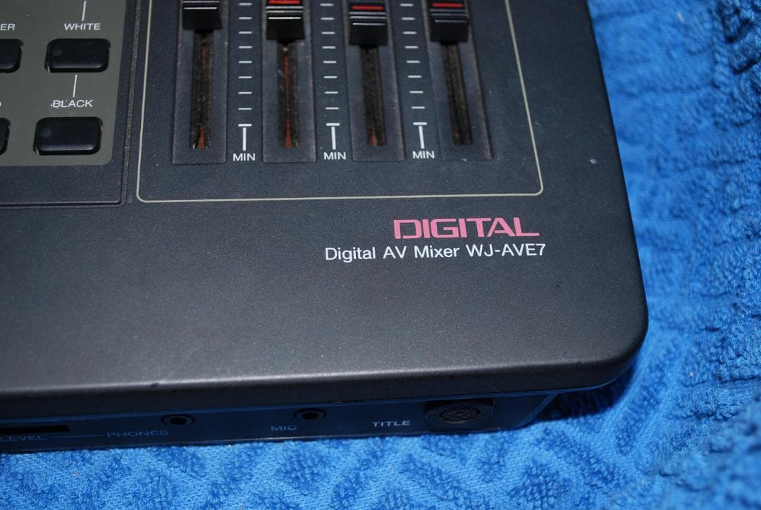 PanasonicデジタルAVミキサーWJ-AVE7中古ジャンク品の出品です。