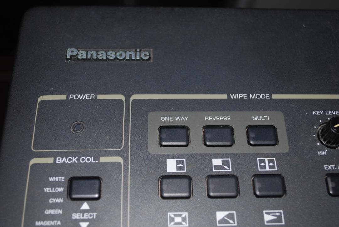 PanasonicデジタルAVミキサーWJ-AVE7中古ジャンク品の出品です。