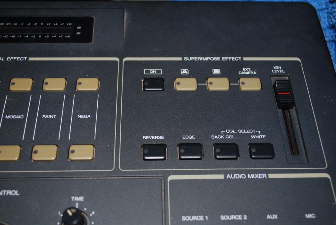 PanasonicデジタルAVミキサーWJ-AVE7中古ジャンク品の出品です。