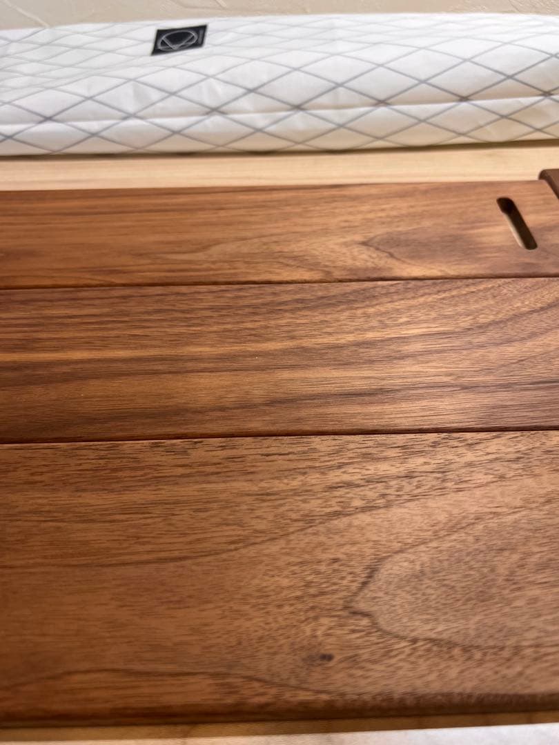 Horizontal Table ウォルナット　KANAMEdesigns