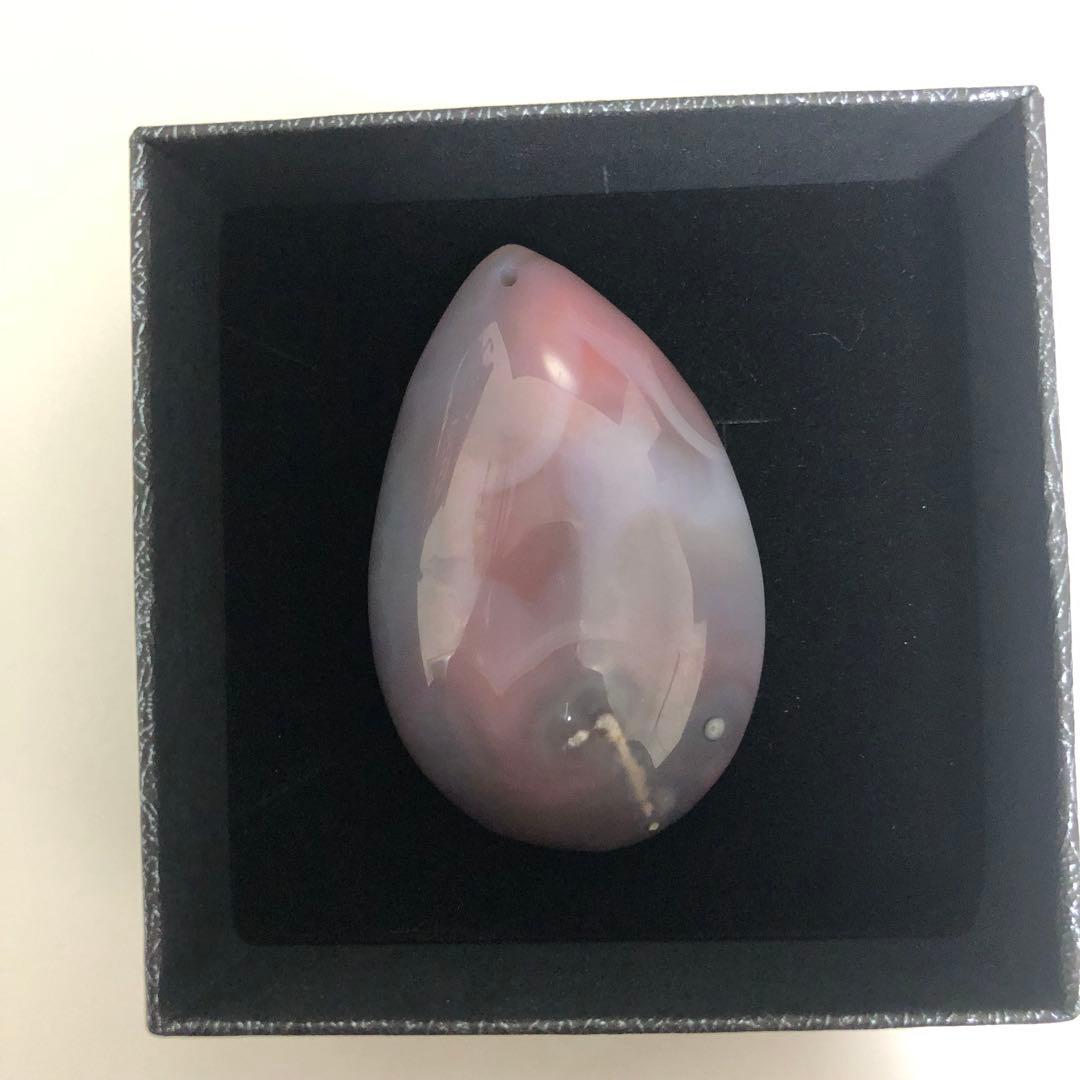 縁結び 女陰 ヌードメノウ 生命の源 女性器 趣味 天然石 瑪瑙 彫り物 B21