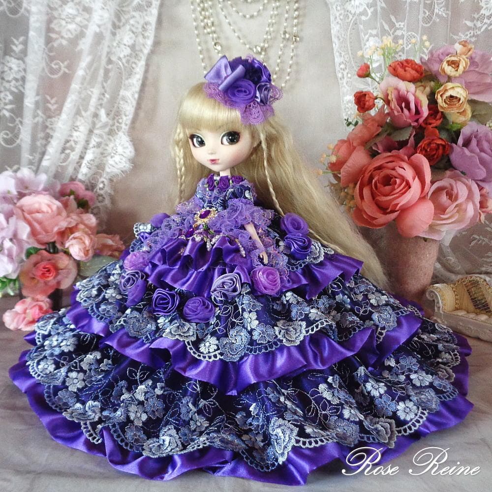ソニアローレン王妃 ゴージャスバイオレットフリルドールドレス