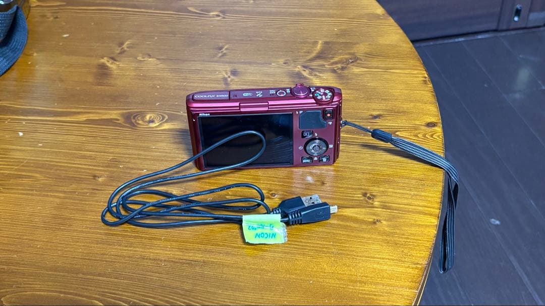 Nikon COOLPIX S9500 赤