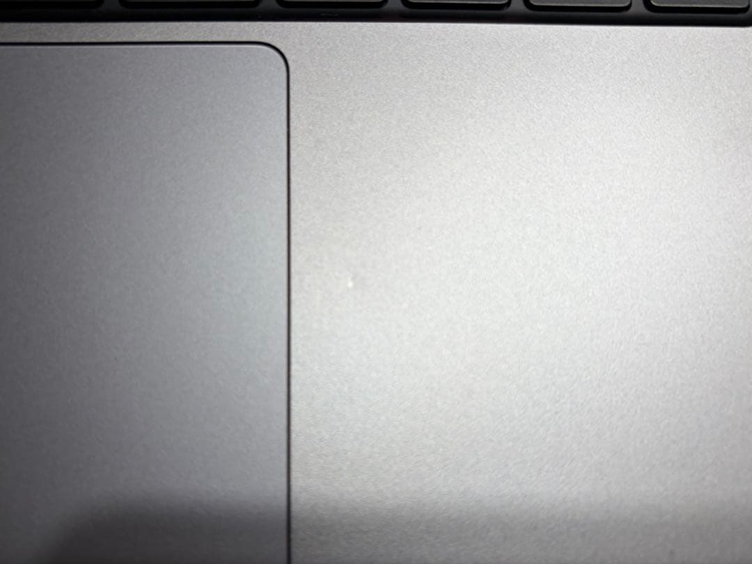 M1 MacBook Pro 14inch 32GB 1TB 10コア UK