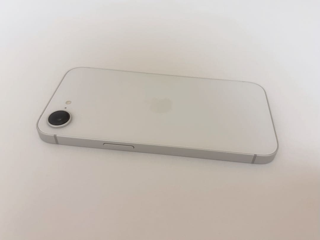 Apple iPhone 16e ホワイト 本体 128GB SIMフリー