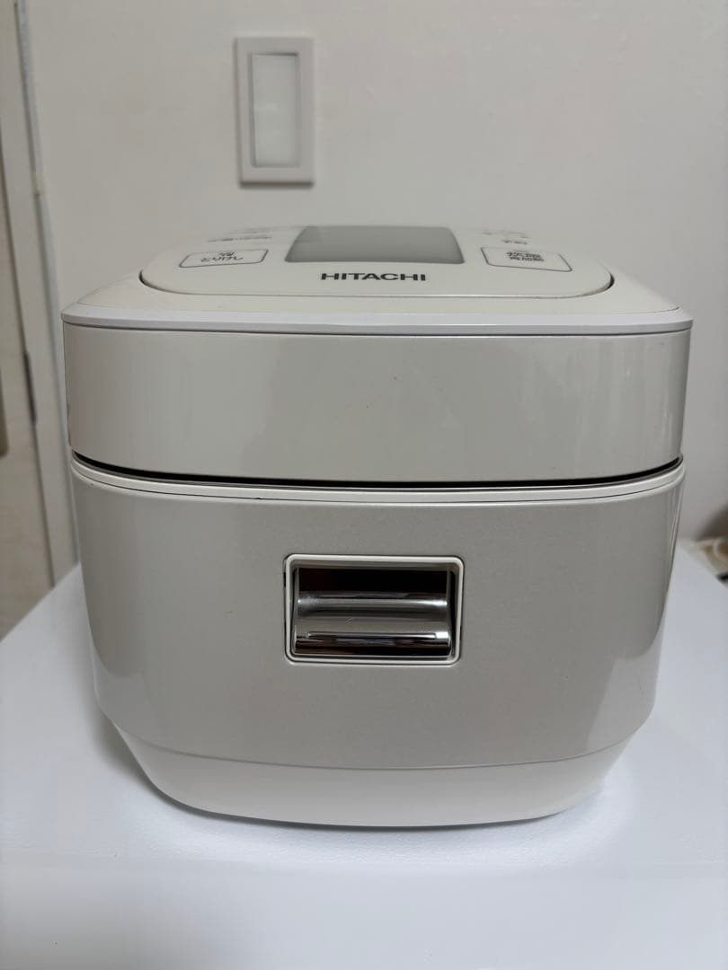 HITACHI RZ-AW3000M 炊飯器 5.5合炊き ホワイト