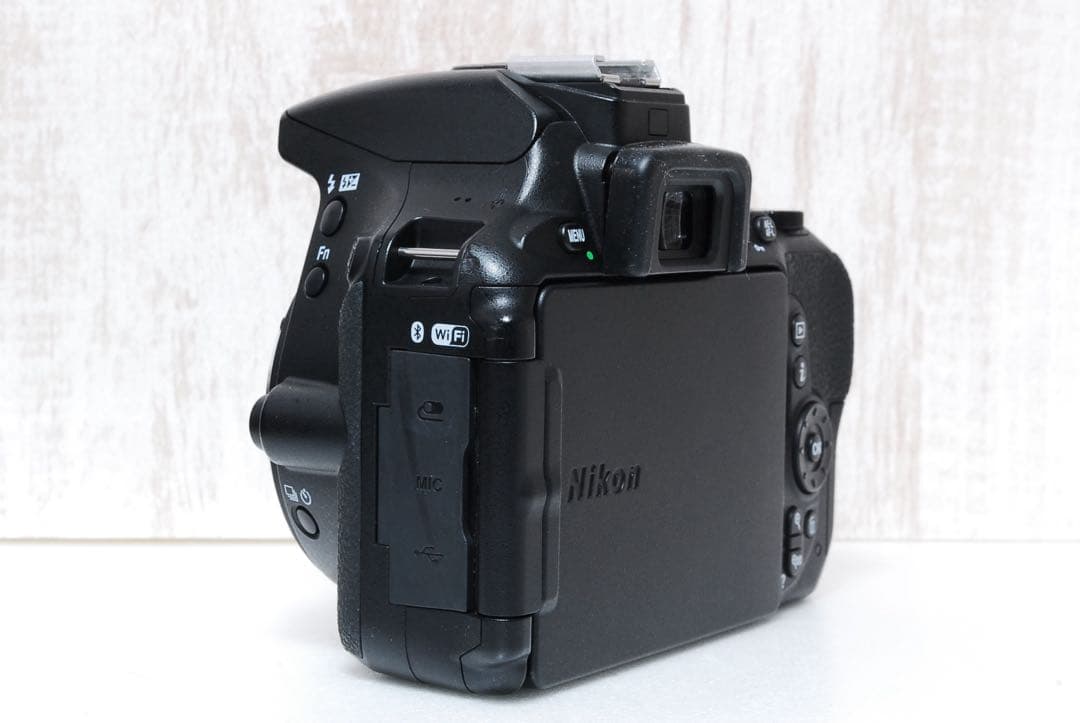 ❤️美品❤️ Nikon D5600 ダブルズーム 2416万画素 Wi-Fi