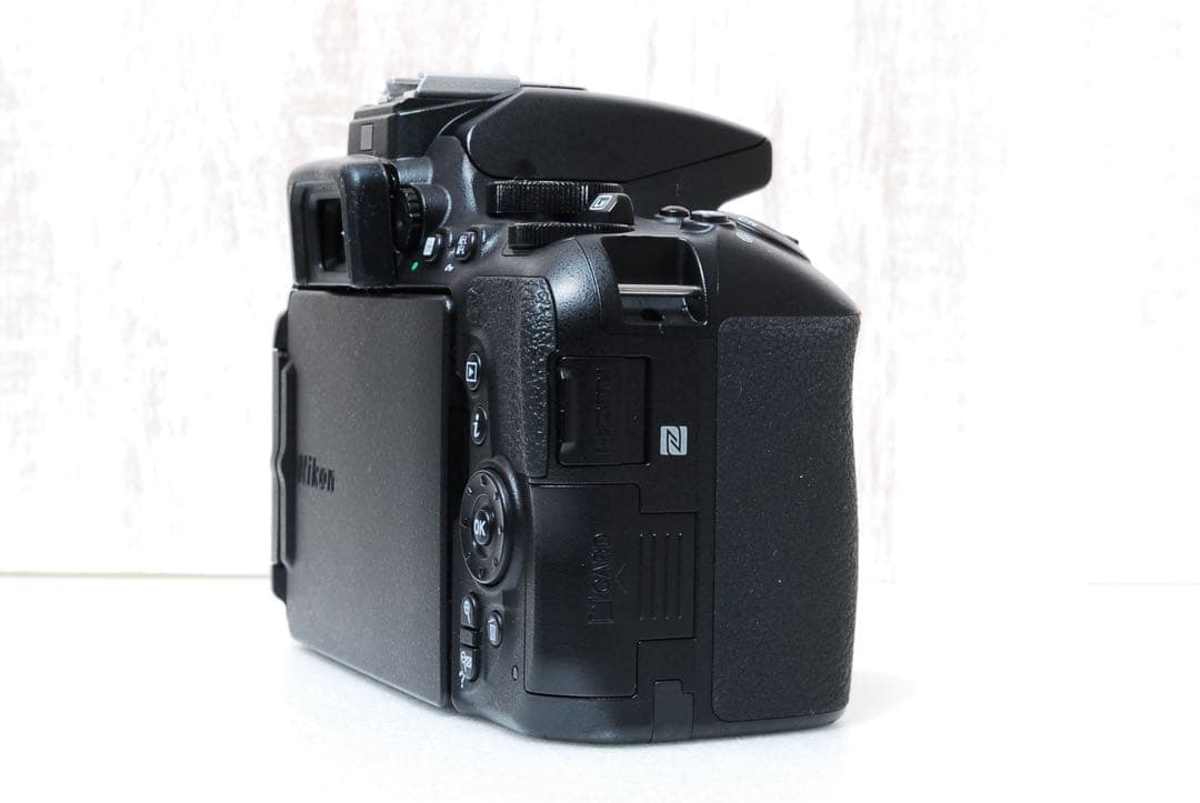 ❤️美品❤️ Nikon D5600 ダブルズーム 2416万画素 Wi-Fi