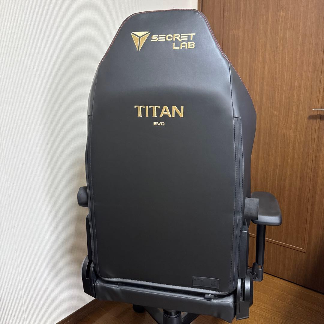 Secretlab TITAN Evo 2022ゲーミングチェア (サイズ R)