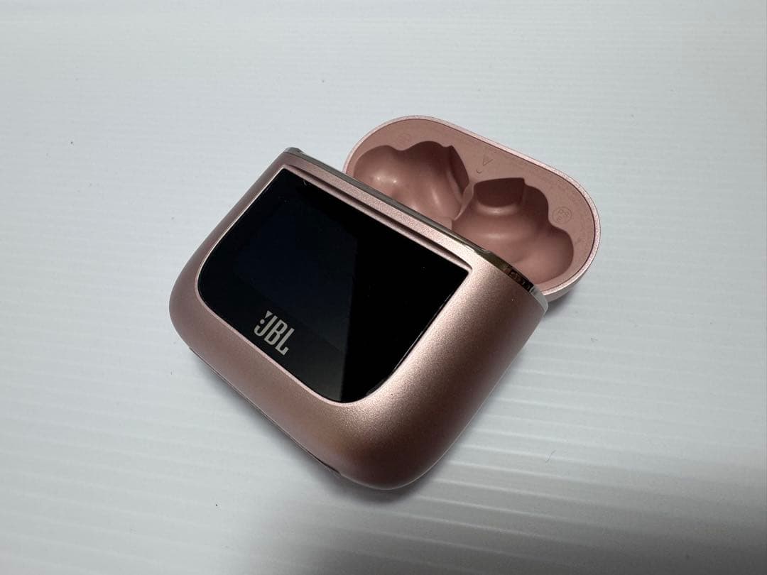 【美品】 JBL TOUR PRO2 充電ケース 動作確認済 ワイヤレスイヤホン