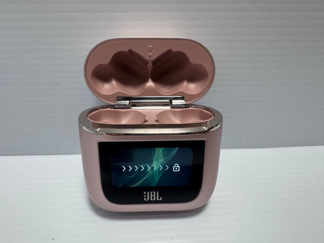 【美品】 JBL TOUR PRO2 充電ケース 動作確認済 ワイヤレスイヤホン