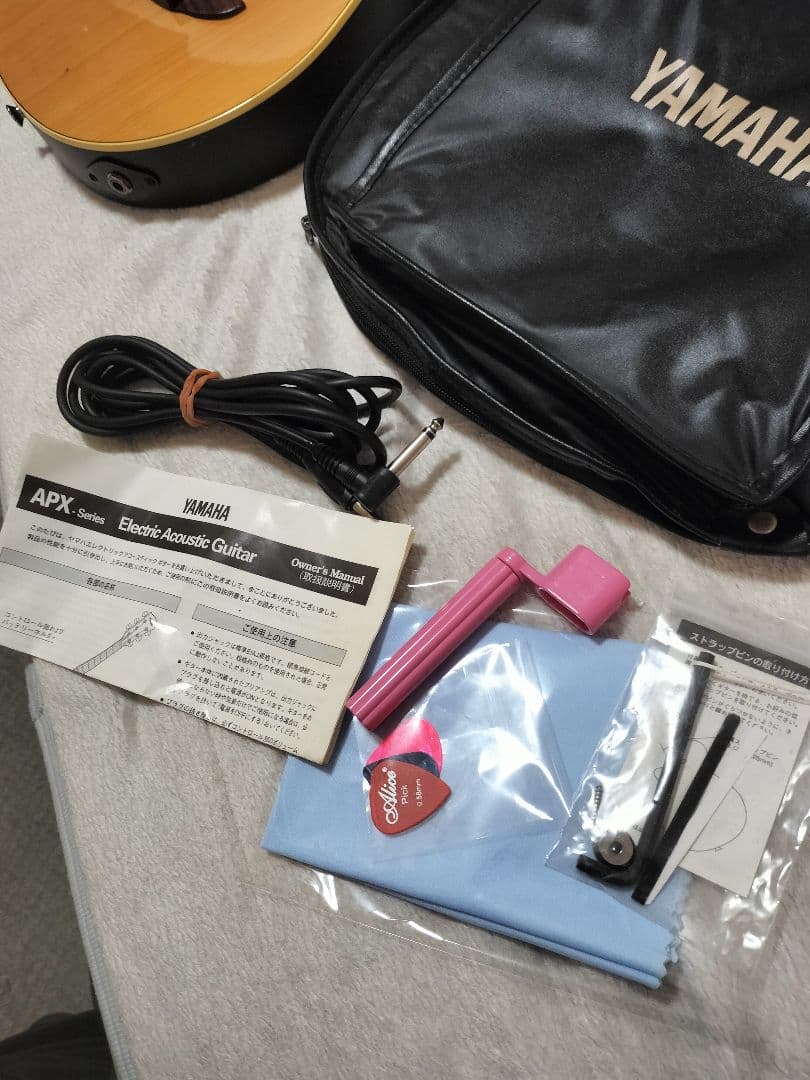 YAMAHA ヤマハ ミニ エレアコ APXT-1A ミニギター ケースオマケ