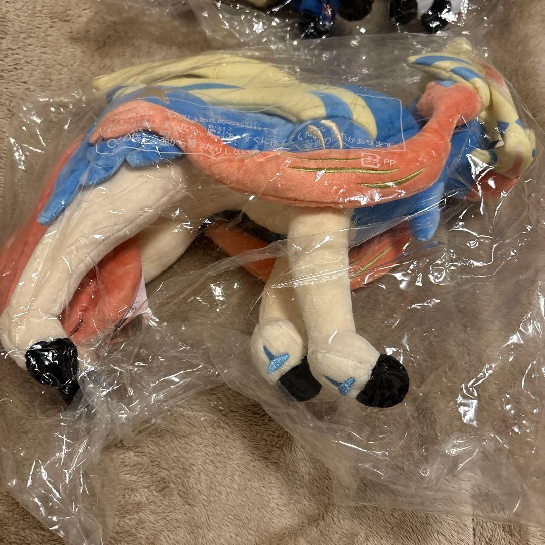 ポケモンセンター　ザシアン　ザマゼンダ　ぬいぐるみ