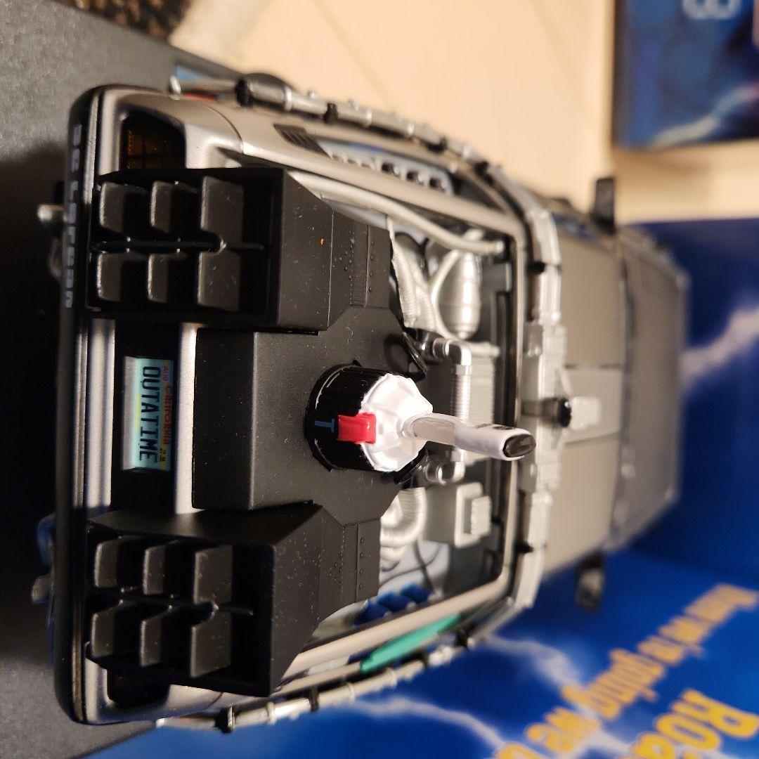 バック・トゥ・ザ・フューチャー タイムマシン 1:18