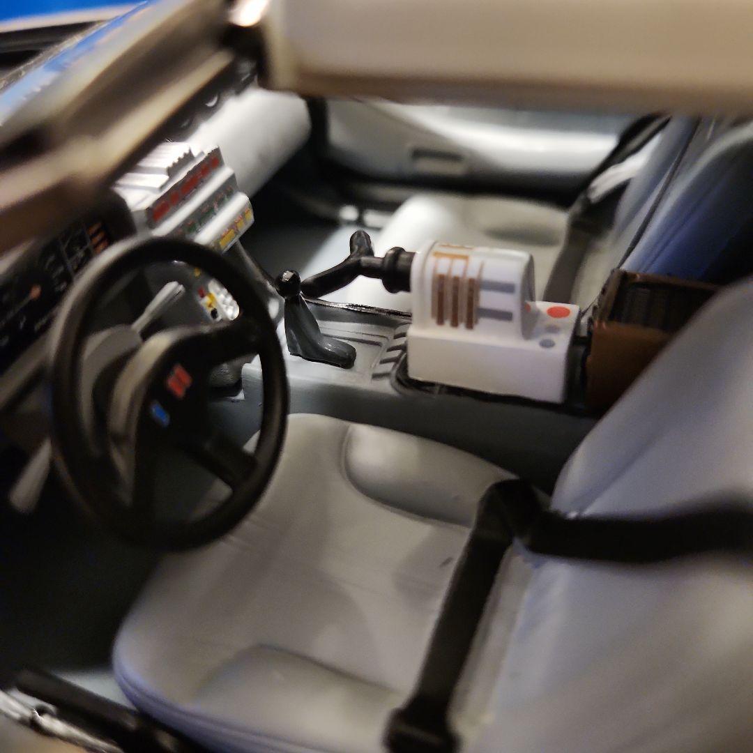 バック・トゥ・ザ・フューチャー タイムマシン 1:18