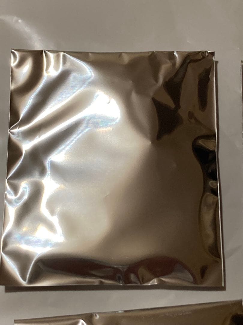 花とゆめ　バレンタイン　ホワイトデーフェア　オーロラ缶バッジ　未開封　50個