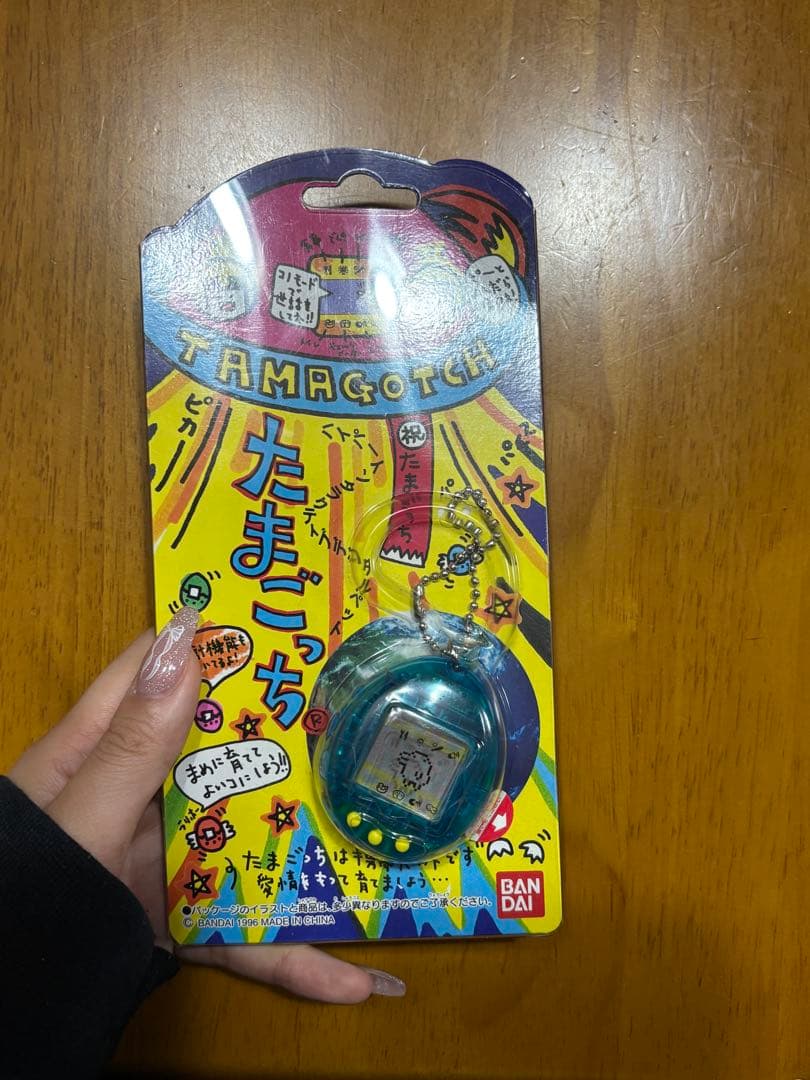 【新品未開封】初代たまごっち 1996 BANDAI 当時物 クリアブルーレトロ