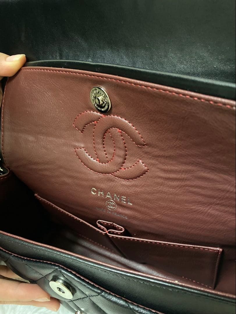 CHANEL ノベルティ ラムスキン 金具シルバーバッグ