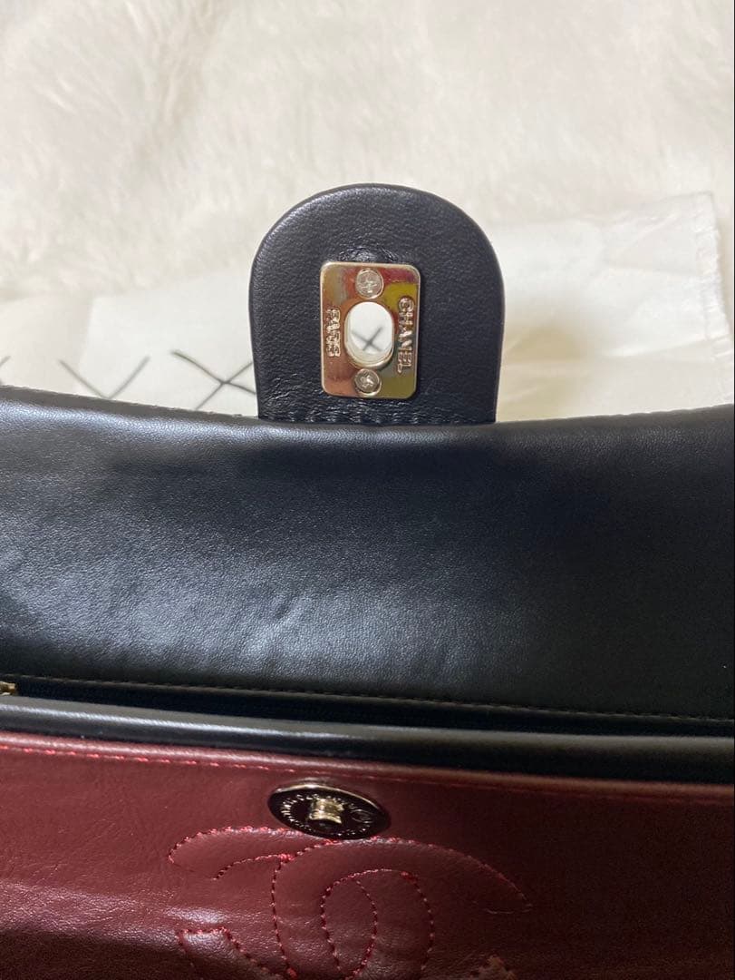 CHANEL ノベルティ ラムスキン 金具シルバーバッグ