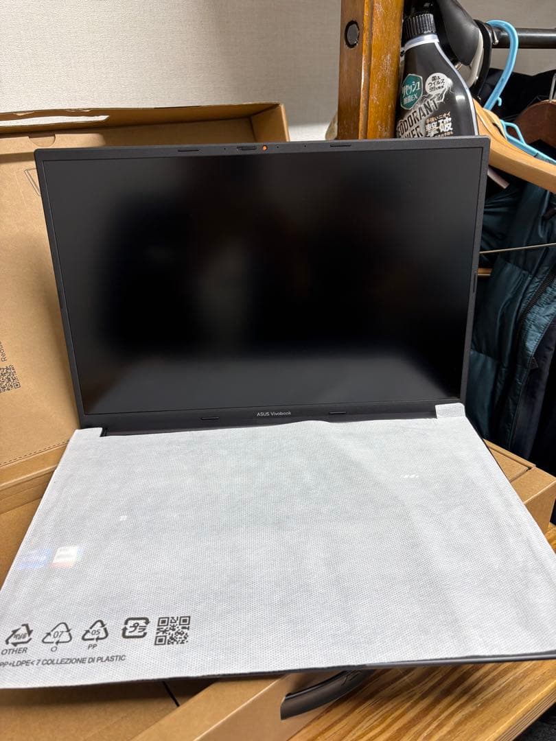 ASUS Vivobook 16インチ ノートPC ブラック 13th Gen