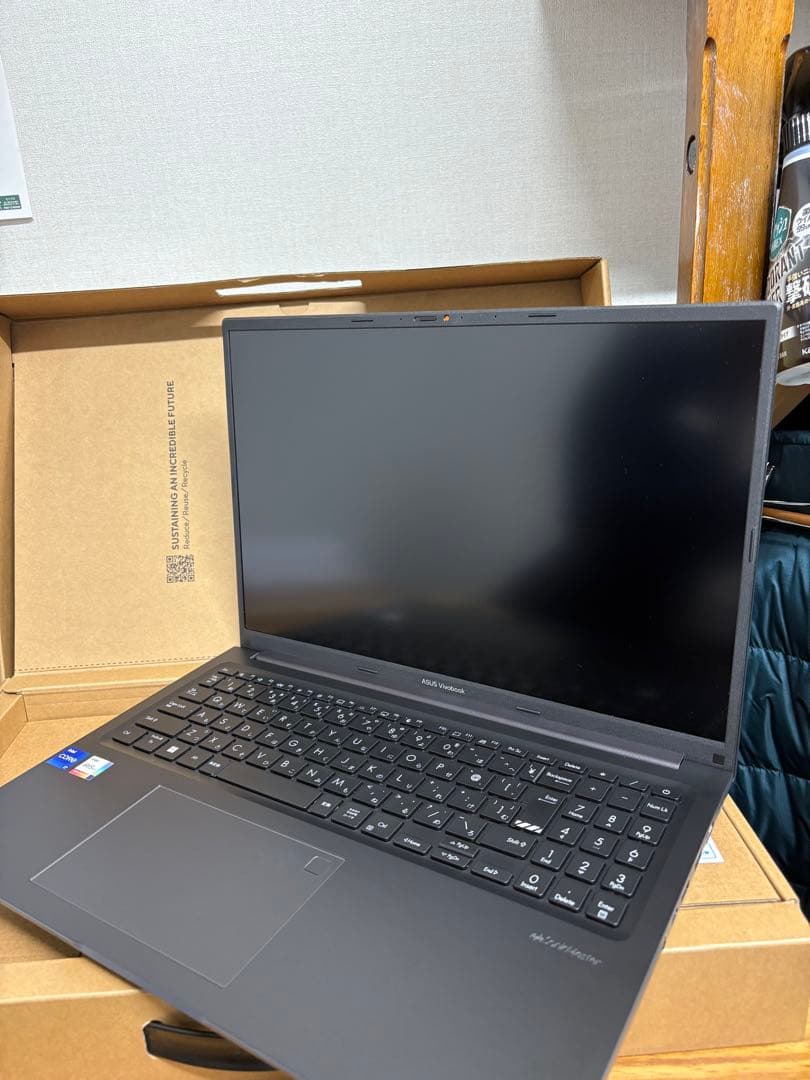 ASUS Vivobook 16インチ ノートPC ブラック 13th Gen