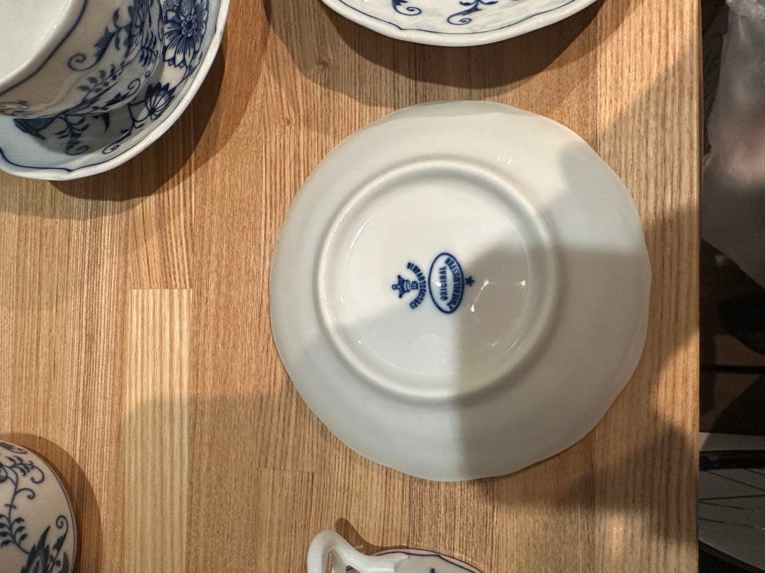 Original Karlsbaderブルーオニオン24pcs ティーセット箱付