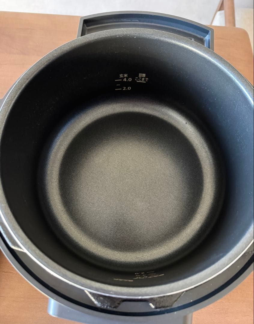☆ 《アイリスオーヤマ》電気圧力鍋　4.0L ブラック KPC-MA4-B