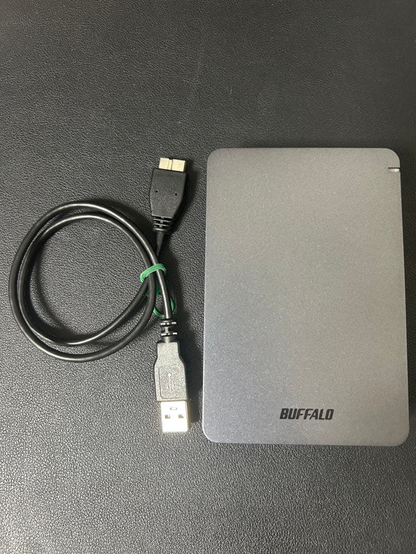 【美品】BUFFALO ポータブルHDD 5TB 耐衝撃 HD-PGF5.0U3