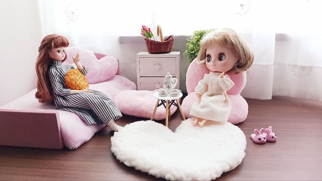 うさぎさんのおおきなクッション