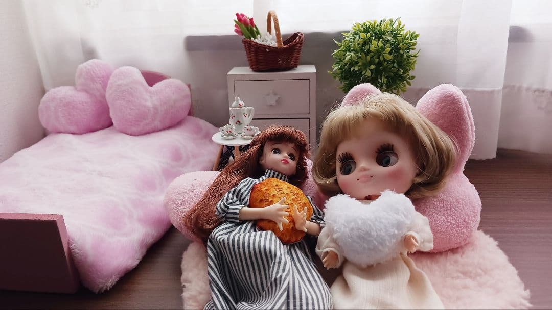 うさぎさんのおおきなクッション