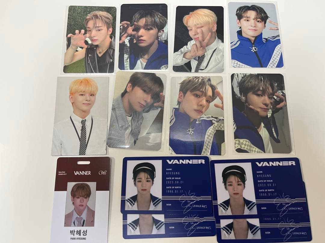 VANNER ヘソン トレカ アクスタ 名札 缶バッジ ステッカー