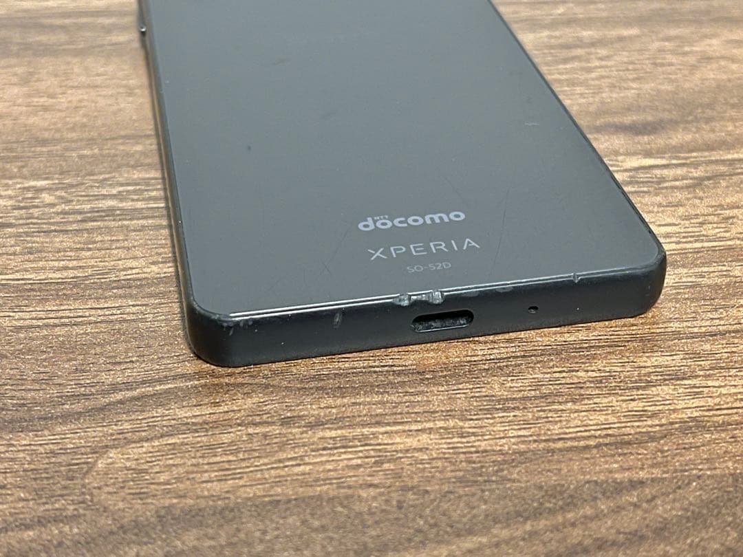 docomo SO-52D Xperia10V ブラック