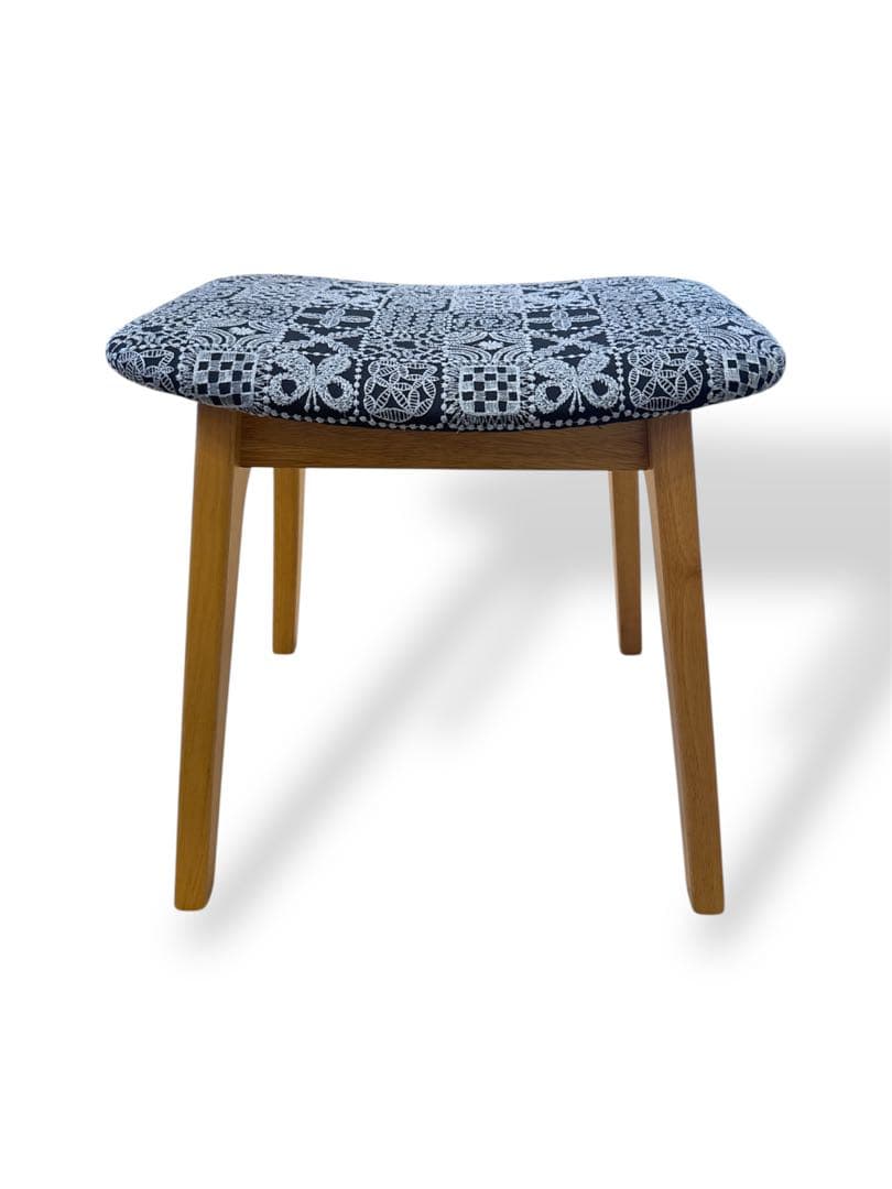 ミナペルホネンスツール　イス　navy × 刺繍light blue新品未使用