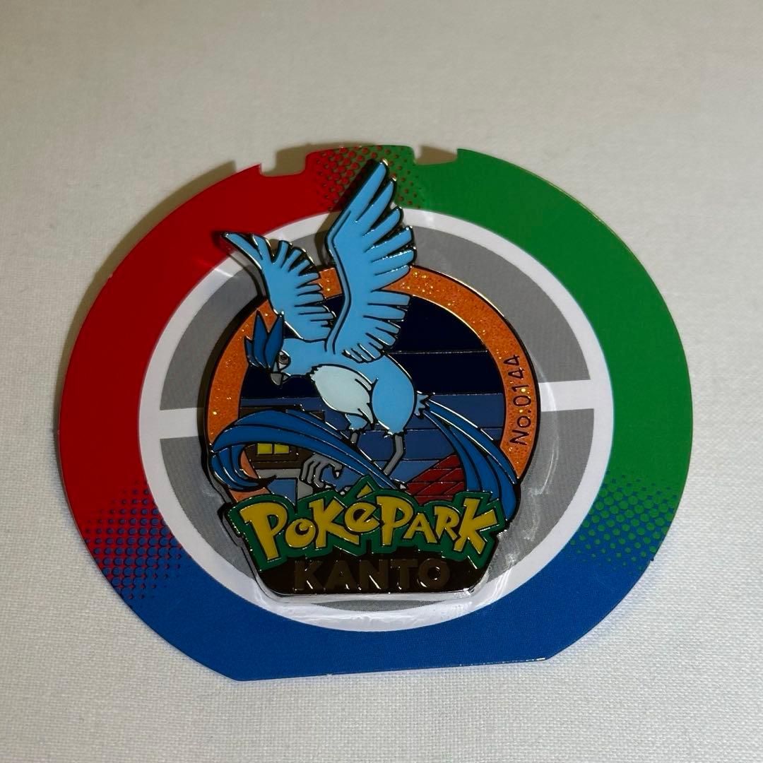 ボール付　ポケパークカントー　フリーザー　ファイヤー セット ピンズ