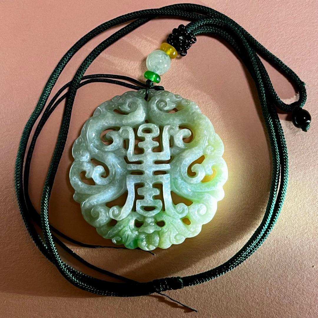 ミャンマー 本翡翠 彫刻 龍神 グレードA 碧玉 氷質 鑑別 硬玉 ジェダイト