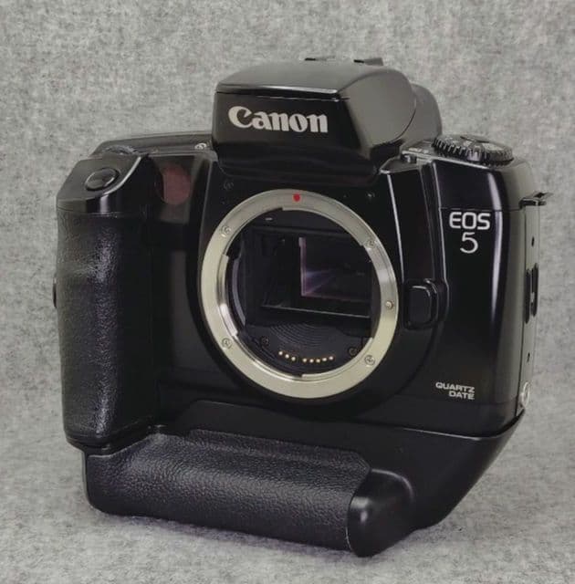 Canon EOS 5 QD　VG10・標準ズームレンズ付