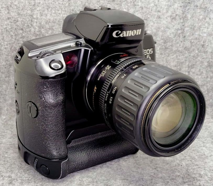 Canon EOS 5 QD　VG10・標準ズームレンズ付