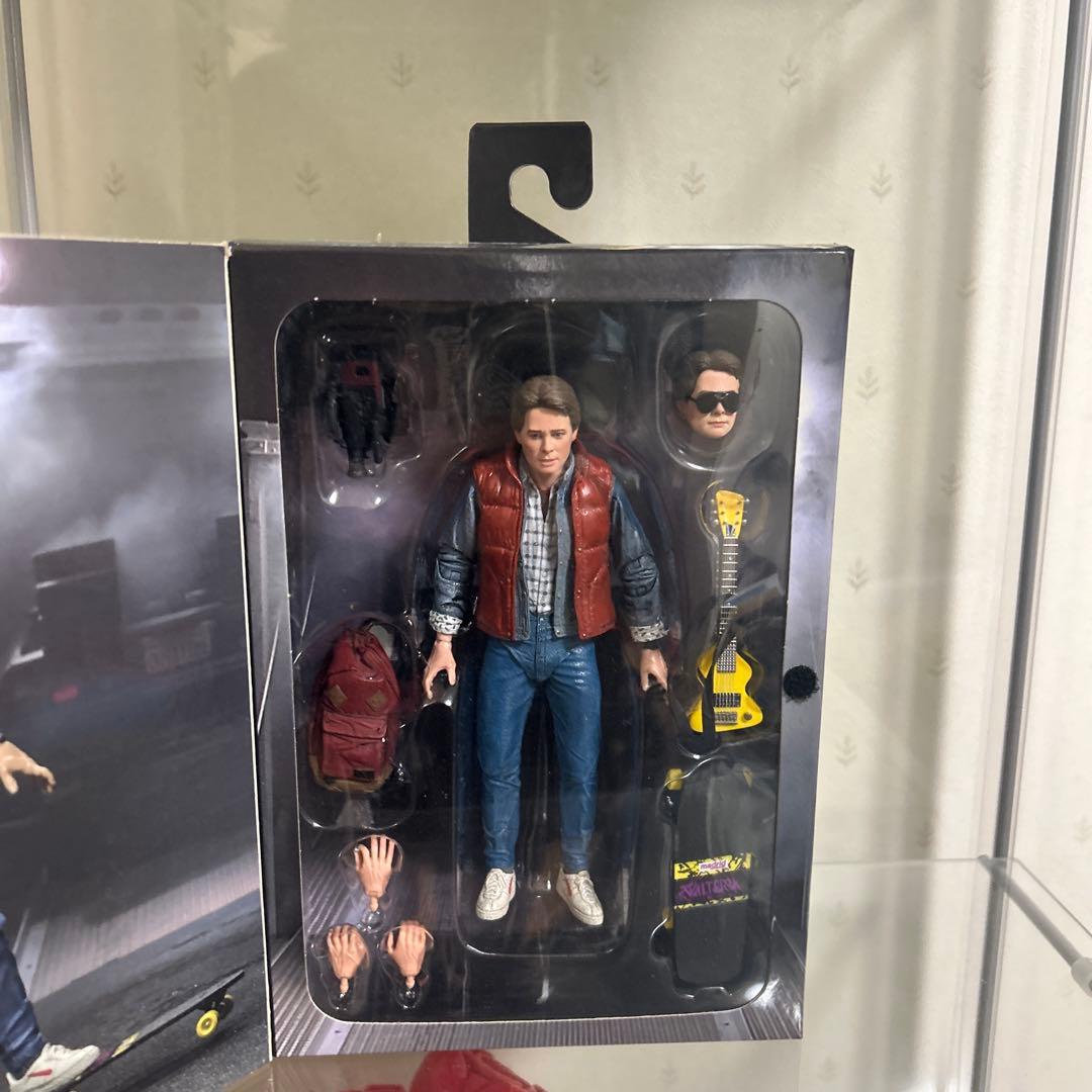 バック・トゥ・ザ・フューチャー マーティ・マクフライ フィギュア ネカ